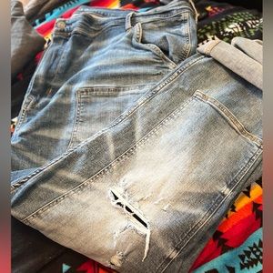 American Eagle Carpenter slim ripped Jeans